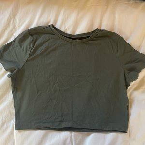 Basic Cropped T Shirt
